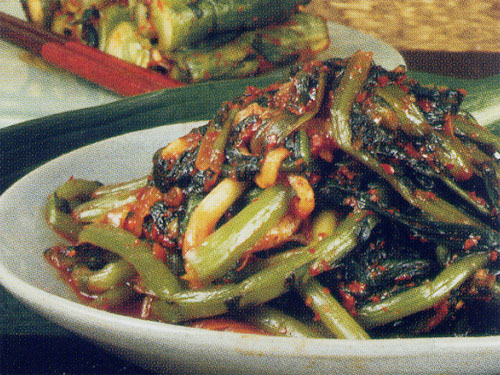 Authentic traditional Korean Kimchi (green vegetables) (shop fut